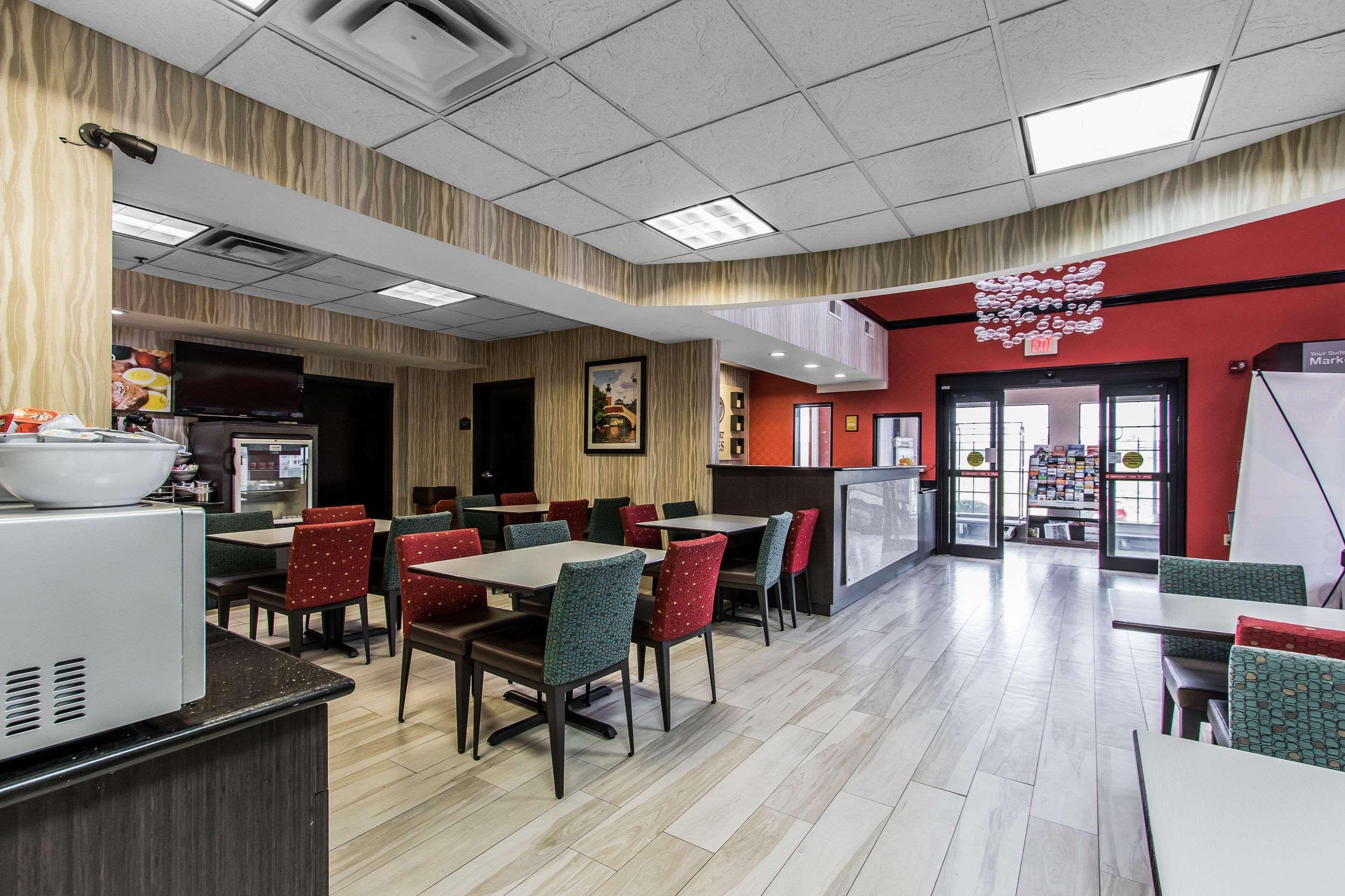 Comfort Suites Fairgrounds West Oklahoma City Exterior foto